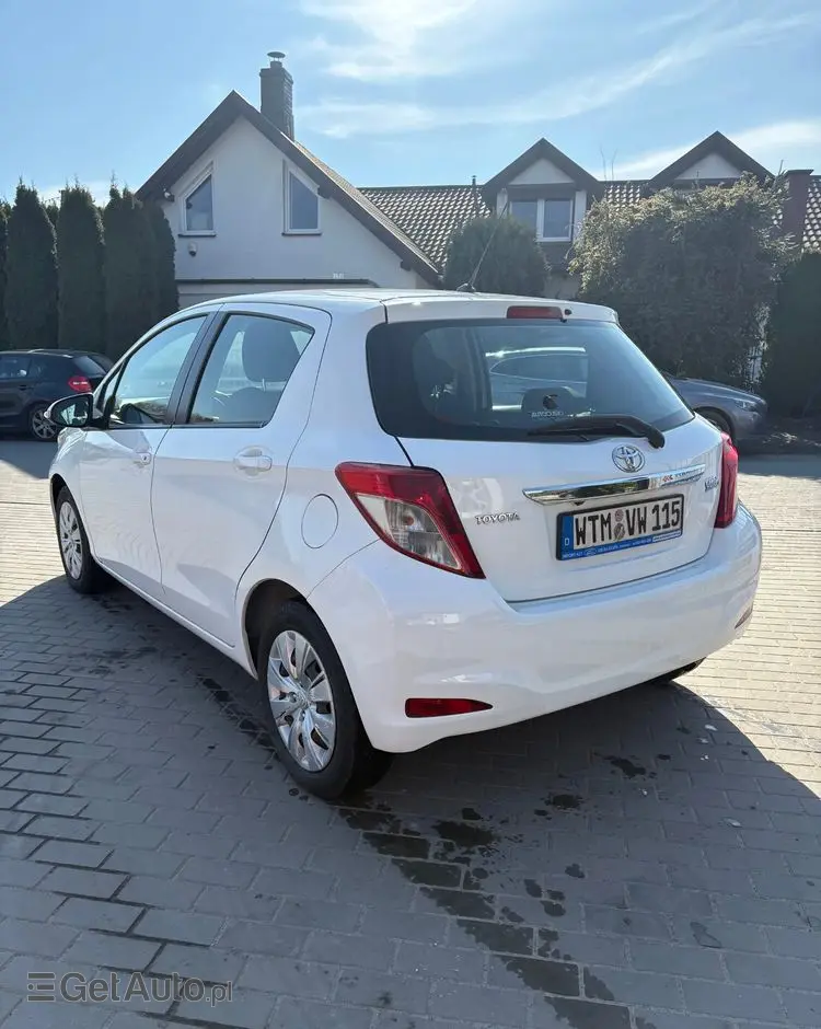 TOYOTA Yaris 1.0 VVT-i Comfort