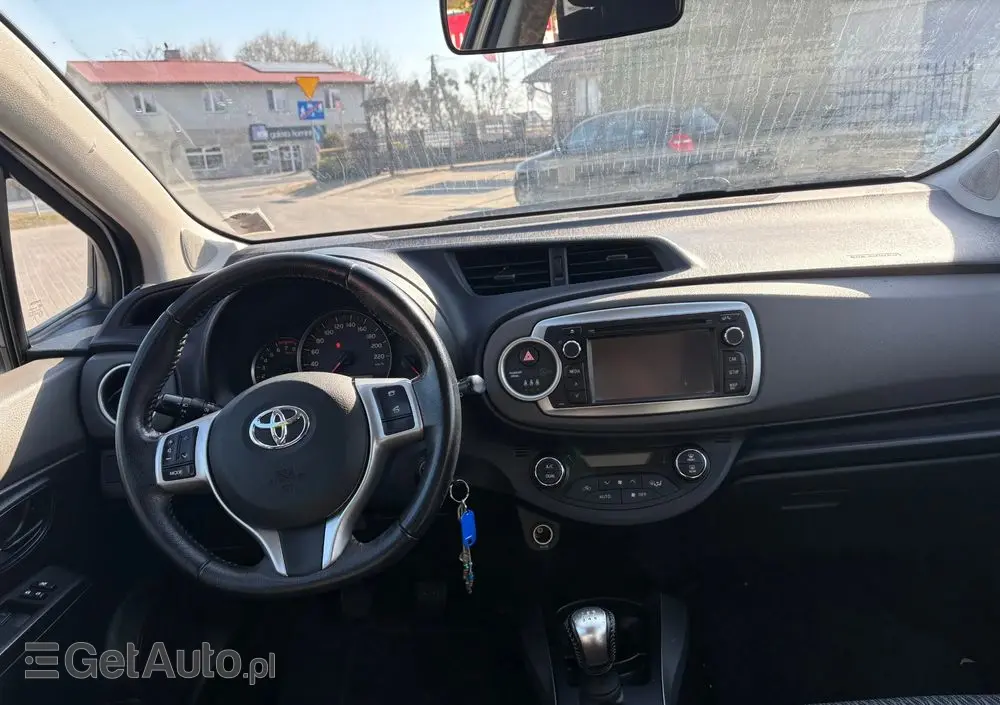 TOYOTA Yaris 1.0 VVT-i Comfort
