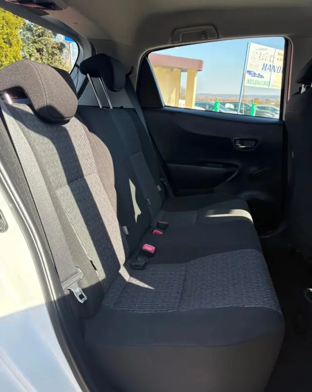 TOYOTA Yaris 1.0 VVT-i Comfort