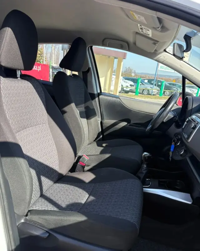 TOYOTA Yaris 1.0 VVT-i Comfort