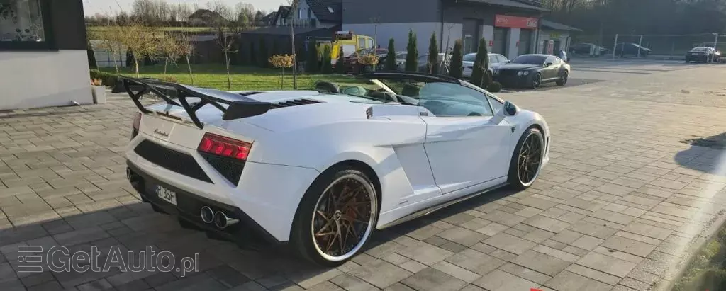 LAMBORGHINI Gallardo 