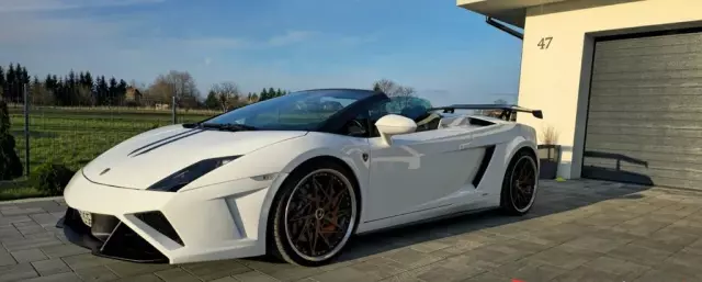 LAMBORGHINI Gallardo 