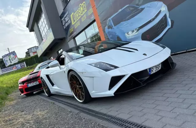 LAMBORGHINI Gallardo 