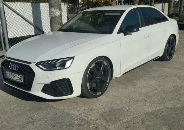 AUDI A4 Limousine 30 TDI mHEV S Line S tronic