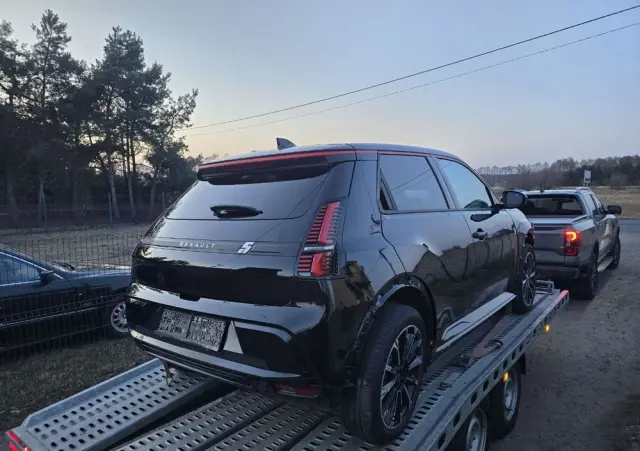 RENAULT 5 52kWh Comfort Range Iconic Cinq
