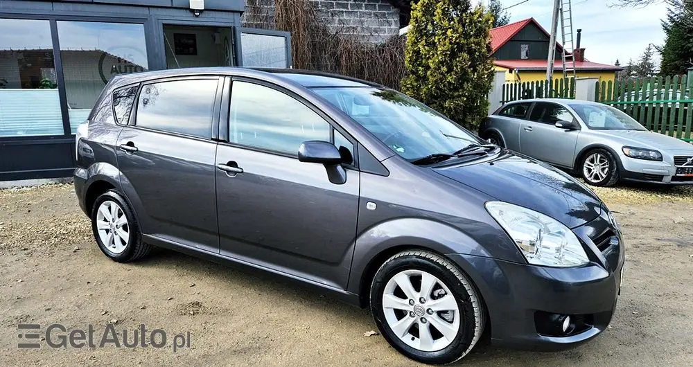 TOYOTA Corolla Verso 1.8 Premium + 7os
