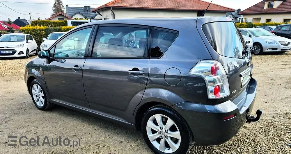 TOYOTA Corolla Verso 1.8 Premium + 7os
