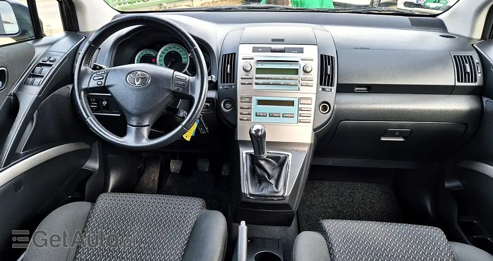 TOYOTA Corolla Verso 1.8 Premium + 7os