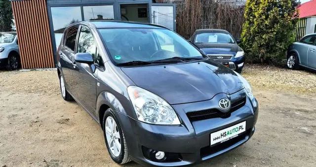 TOYOTA Corolla Verso 1.8 Premium + 7os
