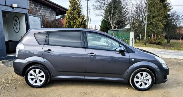 TOYOTA Corolla Verso 1.8 Premium + 7os