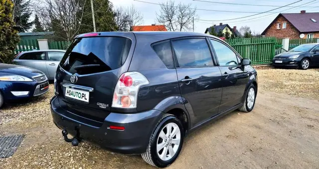 TOYOTA Corolla Verso 1.8 Premium + 7os