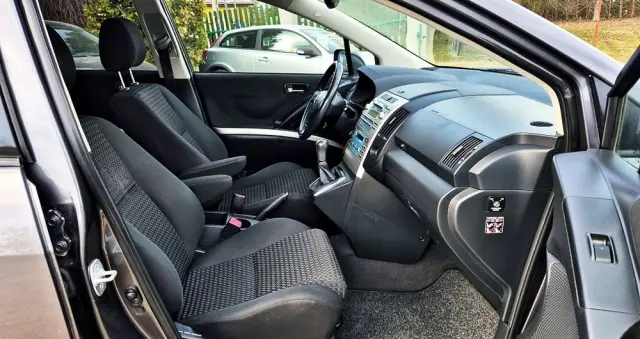 TOYOTA Corolla Verso 1.8 Premium + 7os