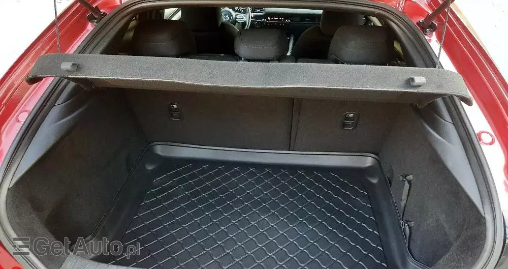 MAZDA 3 E-SKYACTIV-G 122 M HYBRID DRIVE EXCLUSIVE-LINE