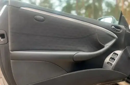 MERCEDES-BENZ CLK 