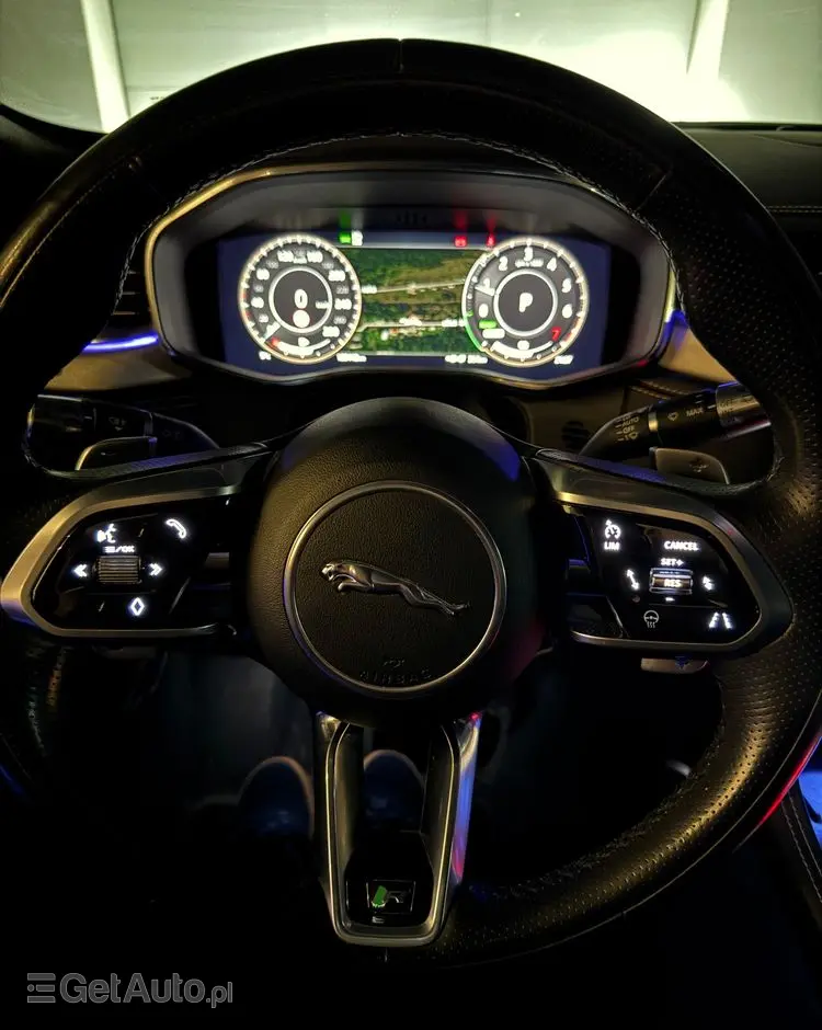 JAGUAR F-Pace 2.0 P400e PHEV AWD R-Dynamic HSE