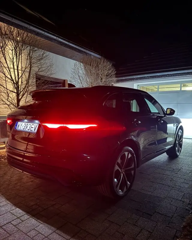 JAGUAR F-Pace 2.0 P400e PHEV AWD R-Dynamic HSE