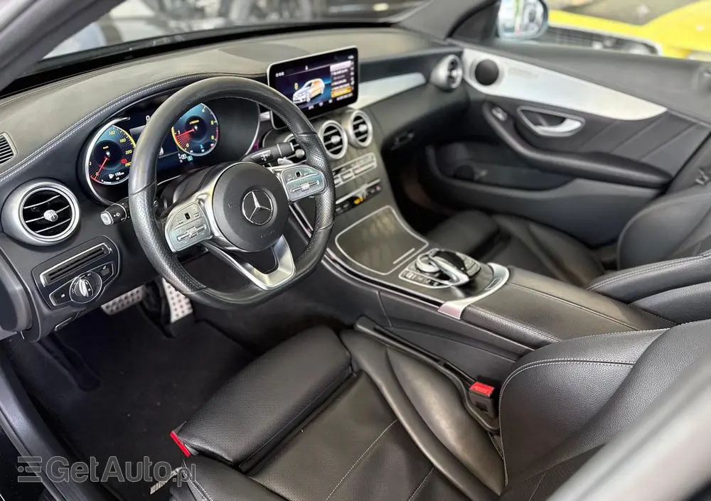 MERCEDES-BENZ Klasa C 200 d 9G-TRONIC AMG Line