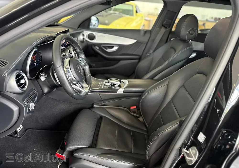 MERCEDES-BENZ Klasa C 200 d 9G-TRONIC AMG Line