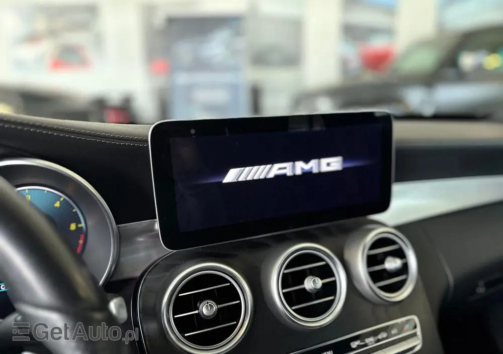 MERCEDES-BENZ Klasa C 200 d 9G-TRONIC AMG Line