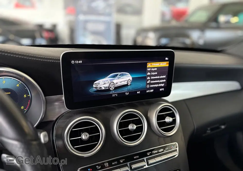 MERCEDES-BENZ Klasa C 200 d 9G-TRONIC AMG Line