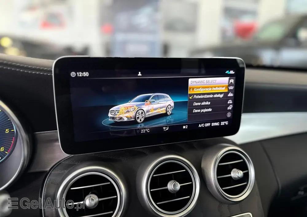 MERCEDES-BENZ Klasa C 200 d 9G-TRONIC AMG Line