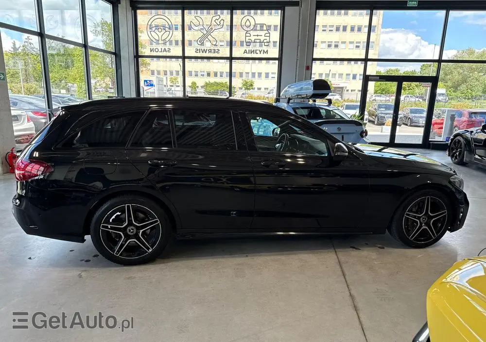 MERCEDES-BENZ Klasa C 200 d 9G-TRONIC AMG Line