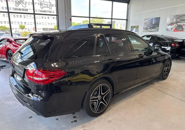 MERCEDES-BENZ Klasa C 200 d 9G-TRONIC AMG Line