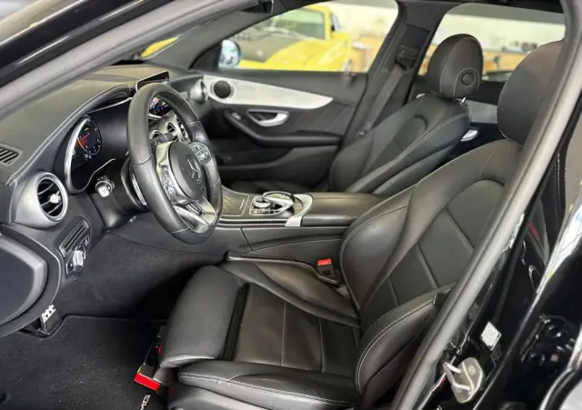 MERCEDES-BENZ Klasa C 200 d 9G-TRONIC AMG Line