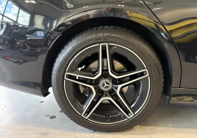 MERCEDES-BENZ Klasa C 200 d 9G-TRONIC AMG Line