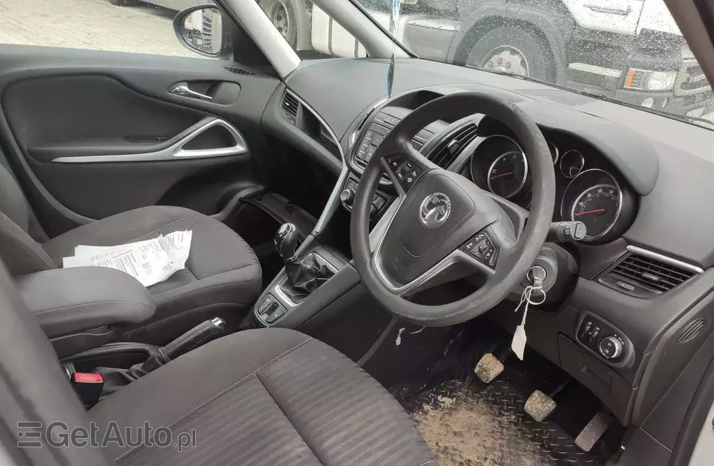 OPEL Zafira 