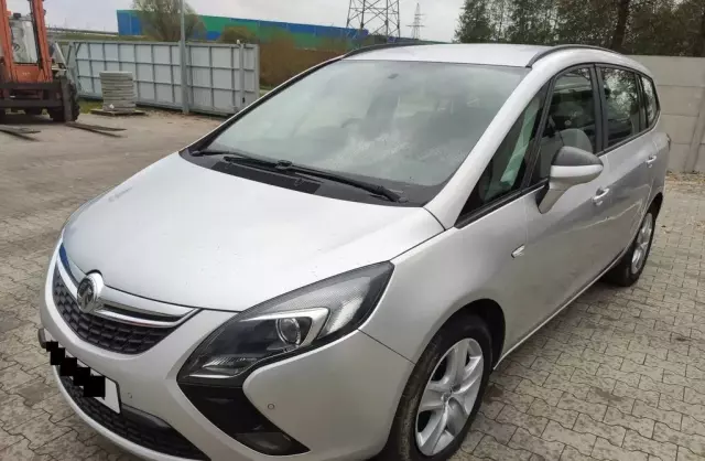OPEL Zafira 