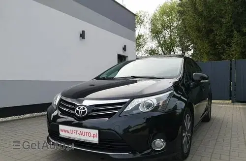 TOYOTA Avensis 