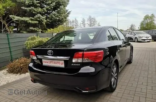 TOYOTA Avensis 