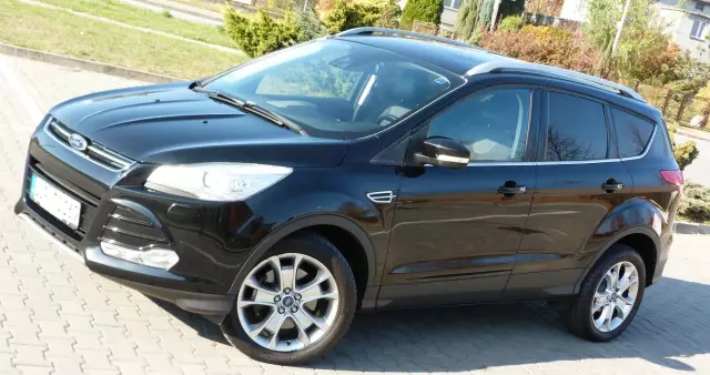 FORD Kuga 2.0 TDCi 4WD Titanium