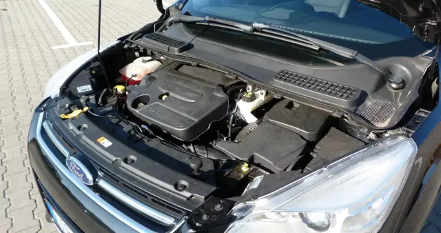 FORD Kuga 2.0 TDCi 4WD Titanium