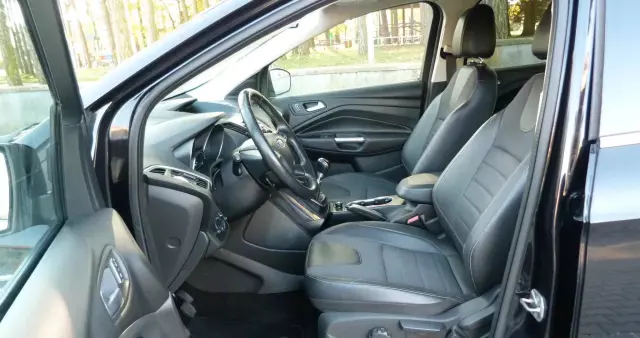 FORD Kuga 2.0 TDCi 4WD Titanium