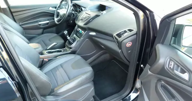 FORD Kuga 2.0 TDCi 4WD Titanium