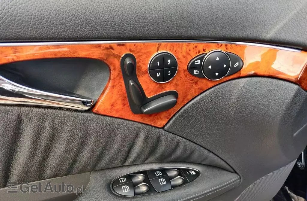 MERCEDES-BENZ Klasa E 