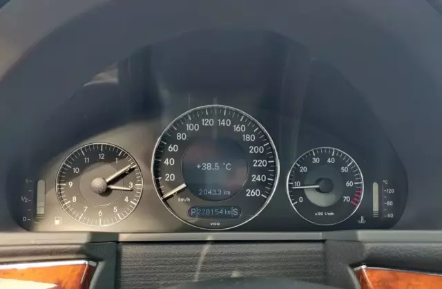 MERCEDES-BENZ Klasa E 