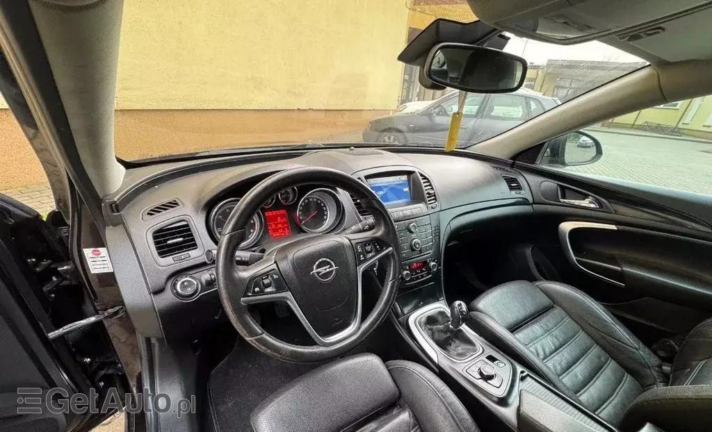 OPEL Insignia 