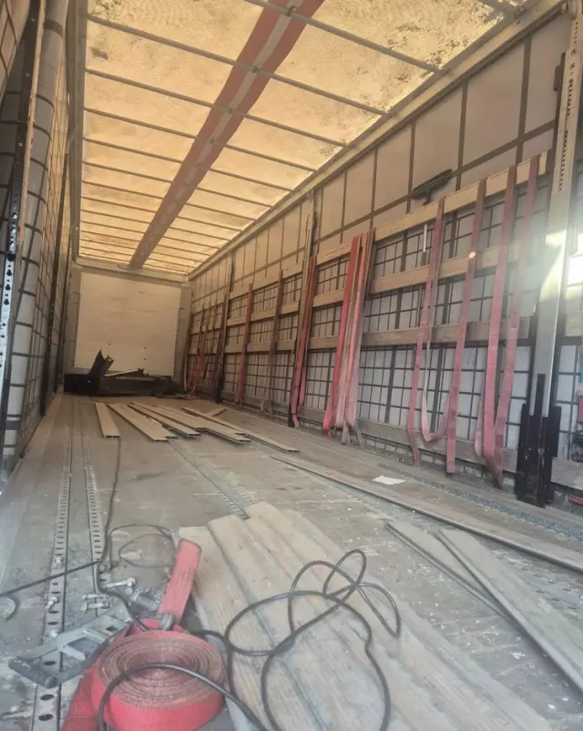 SCHMITZ CARGOBULL SCB S3 *636* 