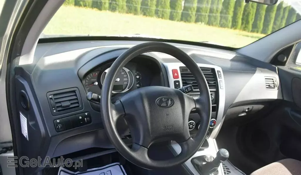 HYUNDAI Tucson 