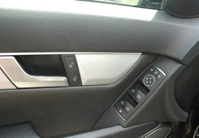 MERCEDES-BENZ Klasa C 