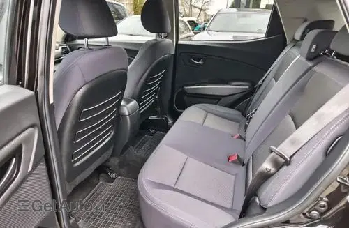SSANGYONG/KGM Tivoli 