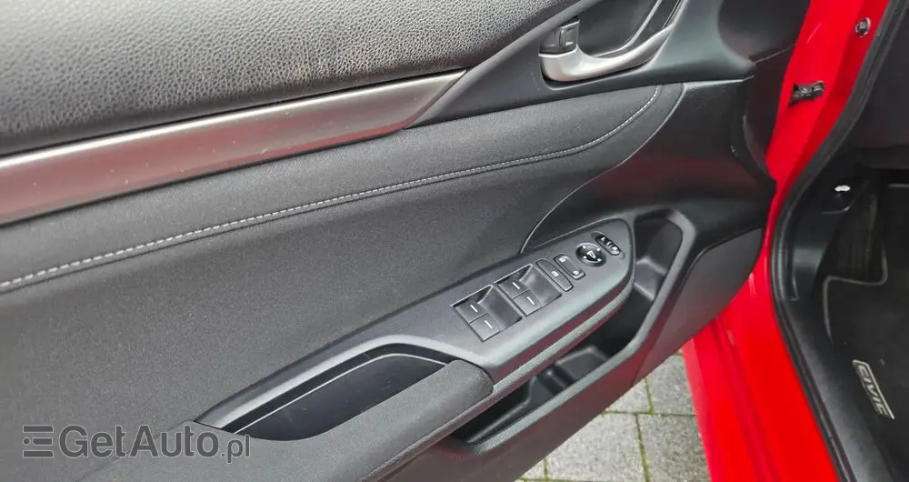 HONDA Civic 1.0 i-VTEC Turbo Comfort Sport Line