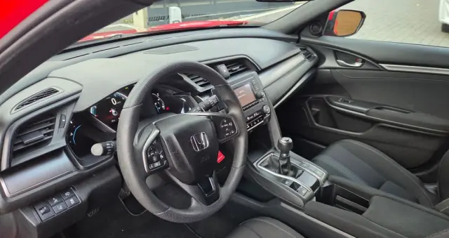 HONDA Civic 1.0 i-VTEC Turbo Comfort Sport Line