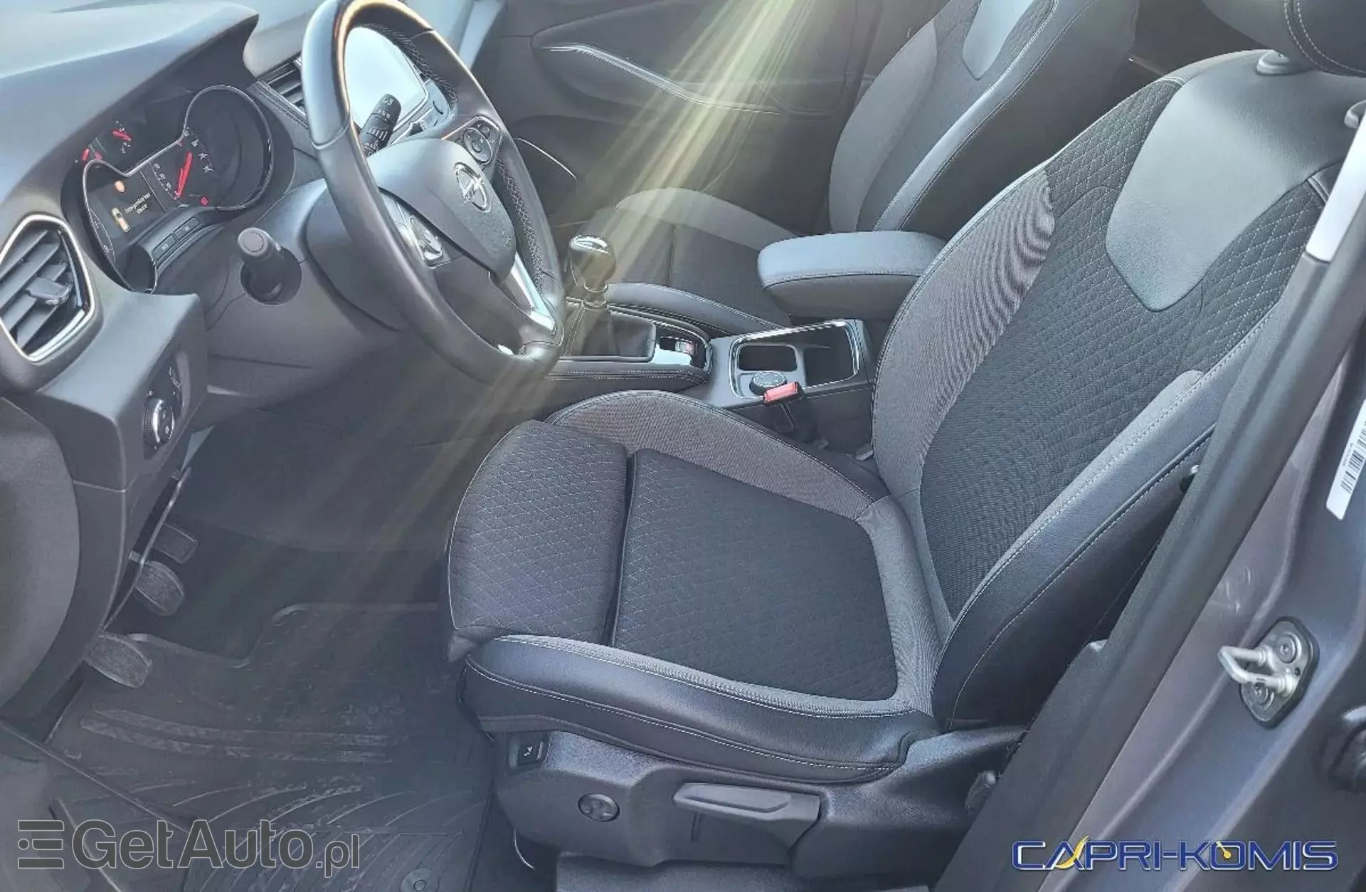 OPEL Grandland 1.2 Turbo (130 KM)