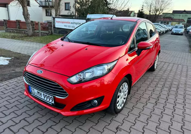 FORD Fiesta 1.25 Champions Edition