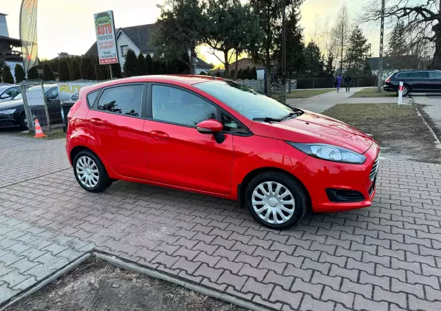 FORD Fiesta 1.25 Champions Edition