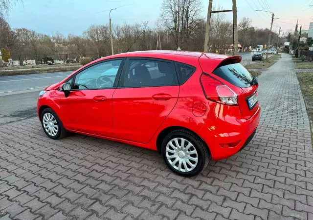 FORD Fiesta 1.25 Champions Edition
